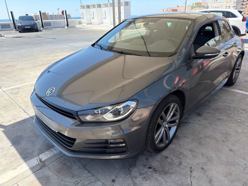 Volkswagen Scirocco 2.0 TDI R-Line BlueMotion Tech 2017 – снимка 2