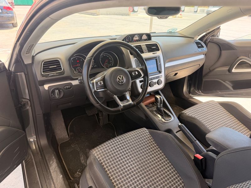 Volkswagen Scirocco 2.0 TDI R-Line BlueMotion Tech 2017 – снимка 17