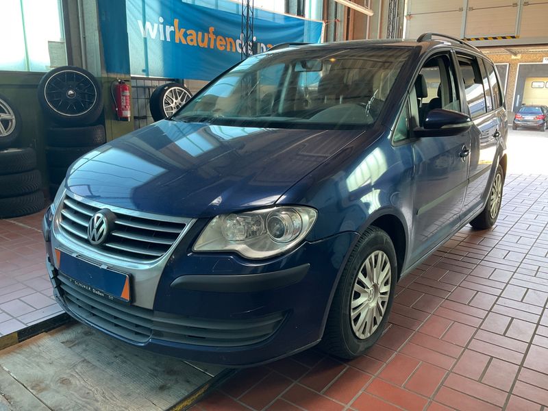 Volkswagen Touran 2.0 TDI Trendline 2010