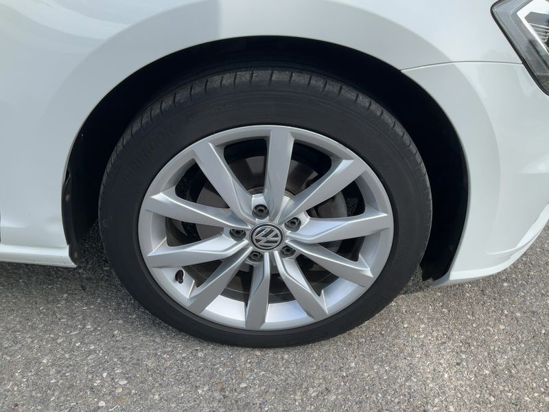 Volkswagen Golf VII 2.0 TDI Highline BlueMotion Tech 2019 – снимка 11
