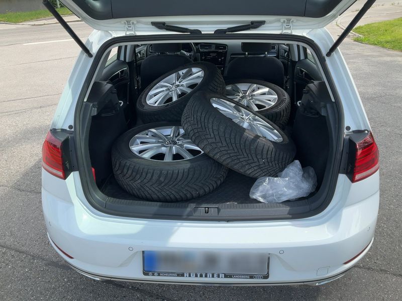 Volkswagen Golf VII 2.0 TDI Highline BlueMotion Tech 2019 – снимка 16