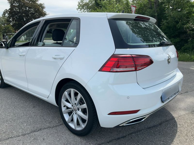 Volkswagen Golf VII 2.0 TDI Highline BlueMotion Tech 2019 – снимка 6