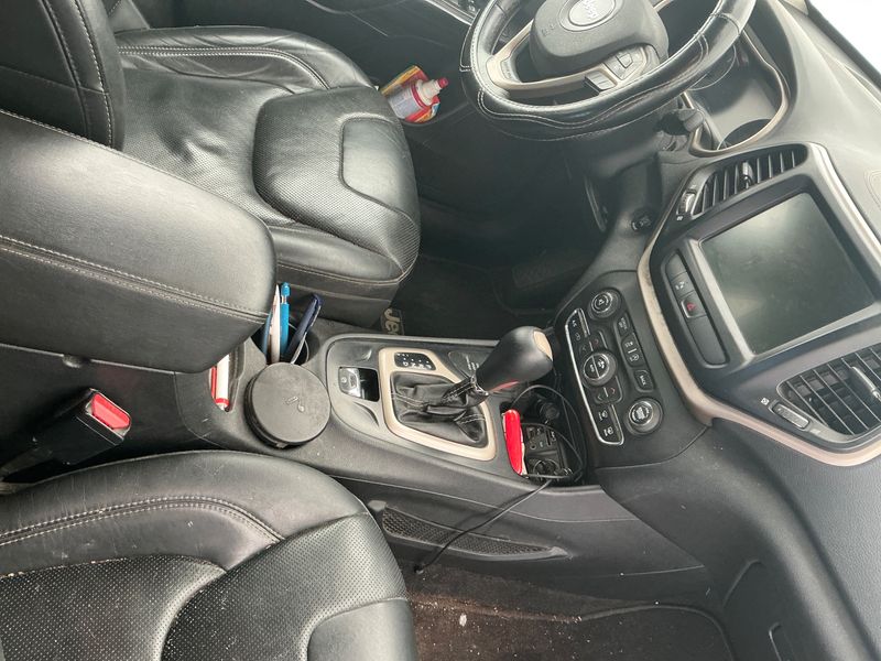 Jeep Cherokee 2.2 M-Jet Limited 4WD 2015 – снимка 36