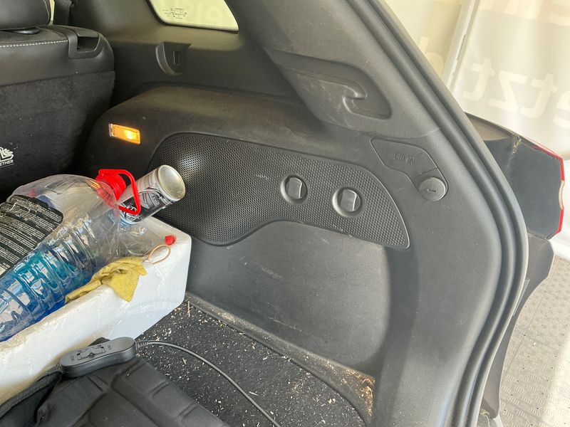 Jeep Cherokee 2.2 M-Jet Limited 4WD 2015 – снимка 41