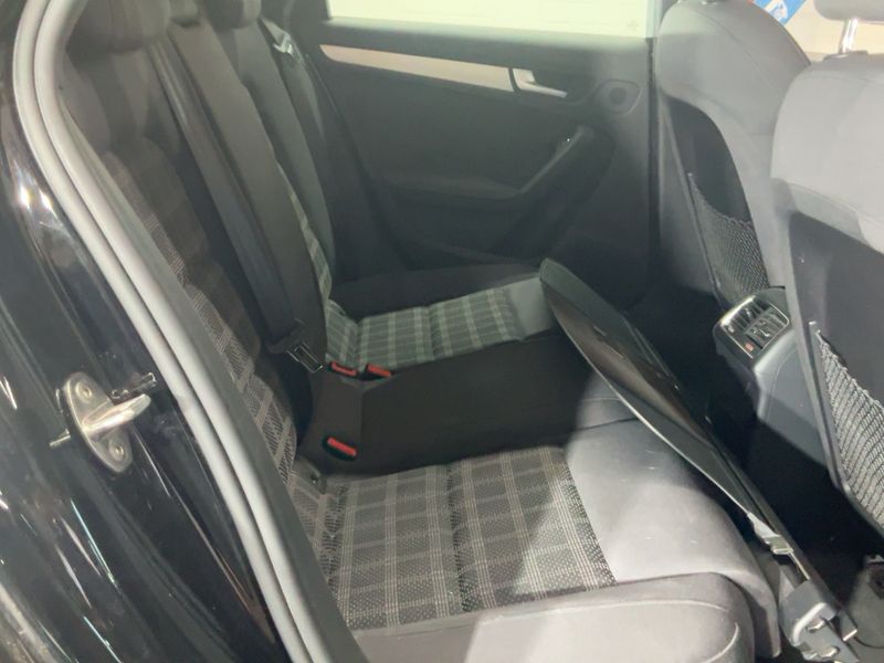 Audi A4 2.0 TFSI quattro Ambition 2013 – снимка 20