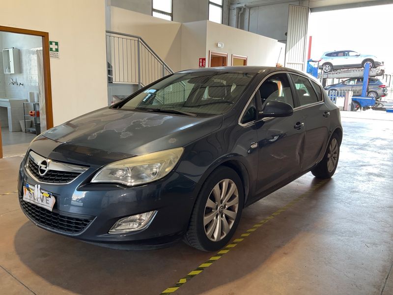 Opel Astra 1.7 CDTI Basis 2010