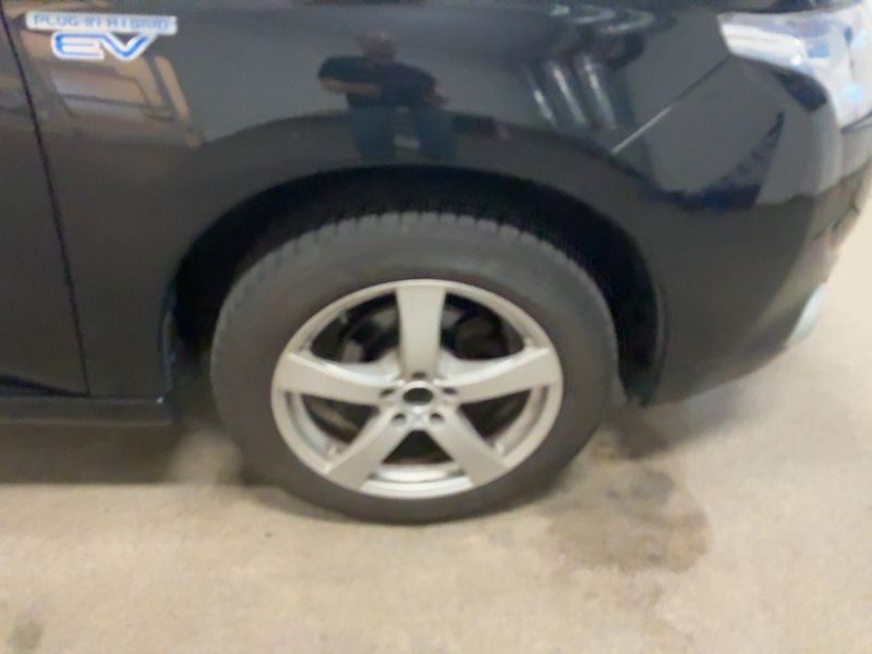 Mitsubishi Outlander 2.0 PHEV Motion 4WD 2014 – снимка 11