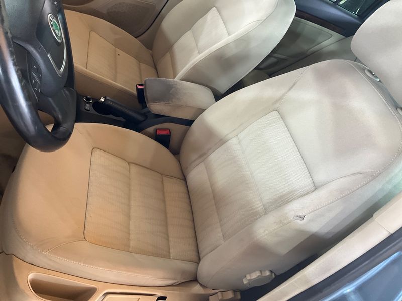 Skoda Octavia 2.0 TDI Elegance 4x4 2012 – снимка 35