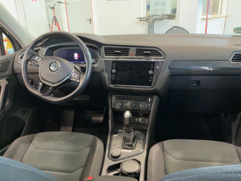 Volkswagen Tiguan 2.0 TDI Highline 4Motion BlueMotion Tech 2019 – снимка 18