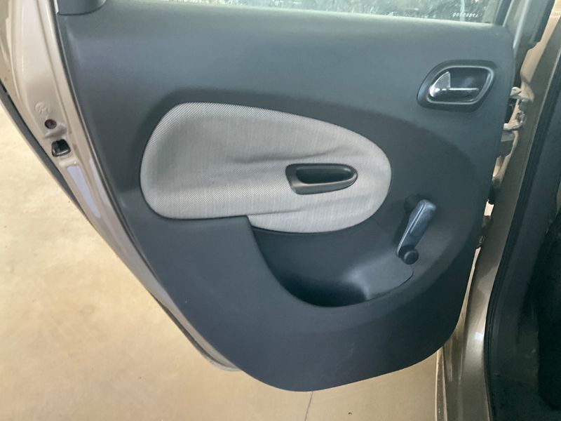 Citroen C3 Picasso 1.6 HDi Confort 2011 – снимка 28
