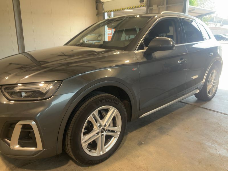 Audi Q5 50 TFSIe quattro S line 2022 – снимка 2