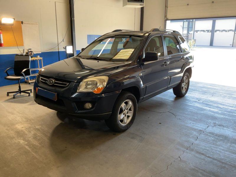 Kia Sportage 2.0 EX 2010 – снимка 1