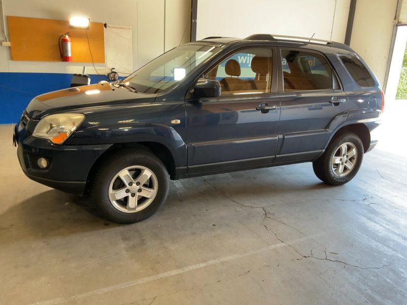 Kia Sportage 2.0 EX 2010 – снимка 2