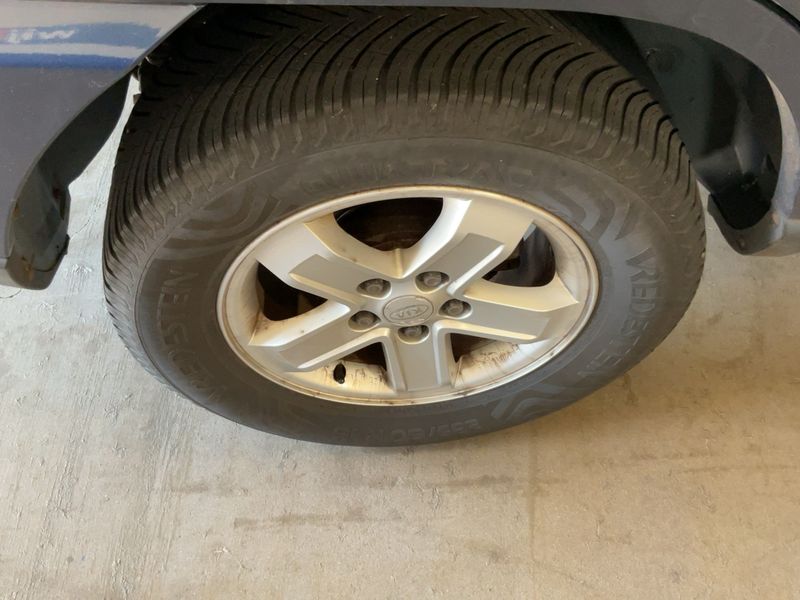 Kia Sportage 2.0 EX 2010 – снимка 9