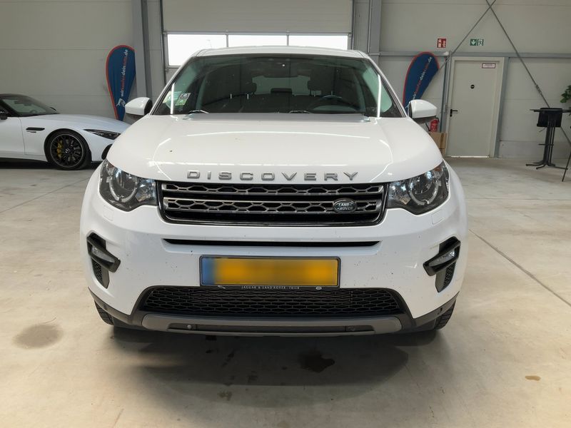 Land Rover Discovery Sport 2.2 Td4 SE AWD 2015 – снимка 14