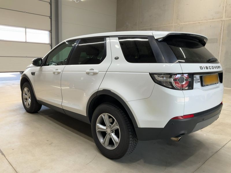Land Rover Discovery Sport 2.2 Td4 SE AWD 2015 – снимка 6