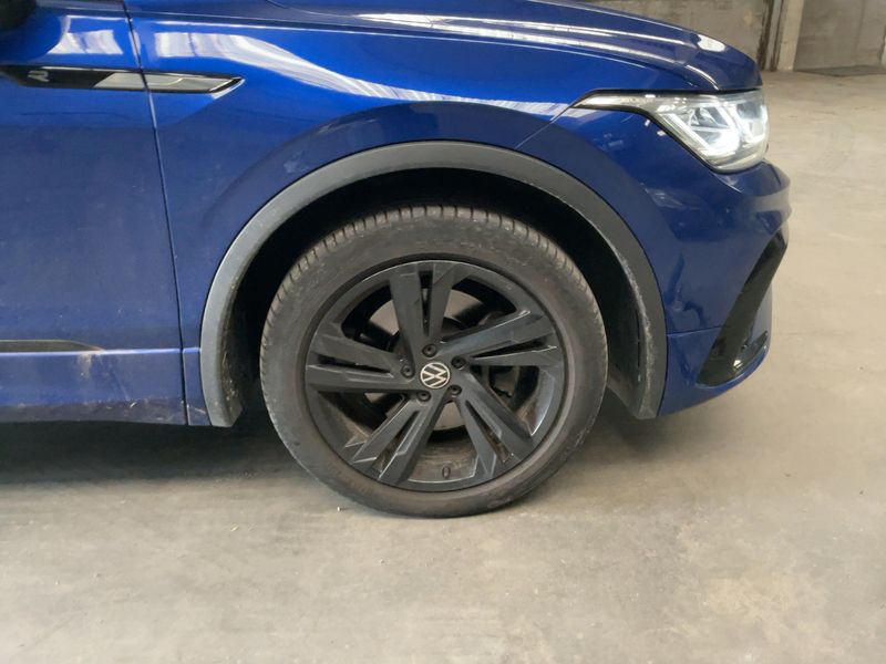 Volkswagen Tiguan 2.0 TSI R-Line 4Motion 2024 – снимка 11