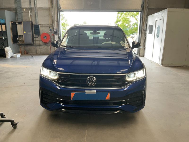 Volkswagen Tiguan 2.0 TSI R-Line 4Motion 2024 – снимка 14