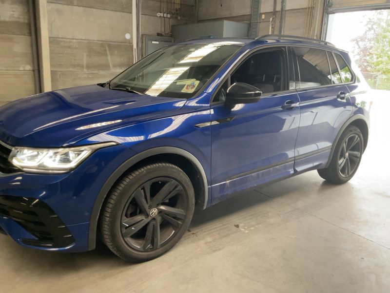 Volkswagen Tiguan 2.0 TSI R-Line 4Motion 2024 – снимка 2