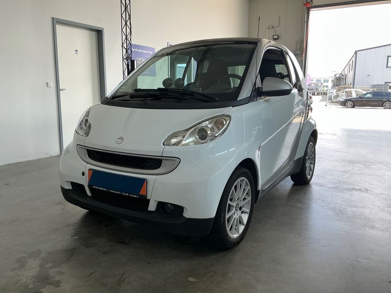 Smart fortwo 0.8 CDI Passion 2009 – снимка 1