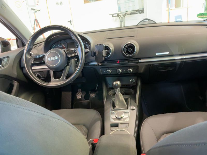 Audi A3 Limousine 30 TFSI 2020 – снимка 18