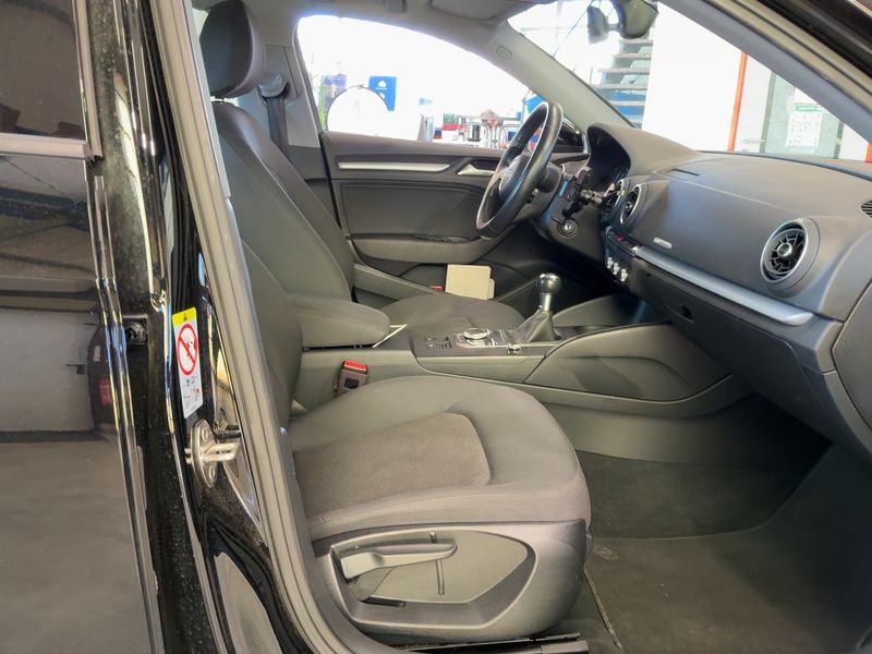Audi A3 Limousine 30 TFSI 2020 – снимка 17