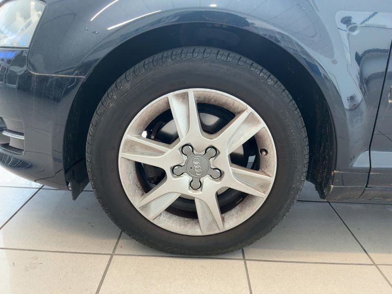 Audi A3 Sportback 1.2 TFSI Attraction 2012 – снимка 3