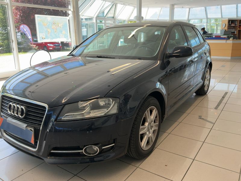 Audi A3 Sportback 1.2 TFSI Attraction 2012 – снимка 1