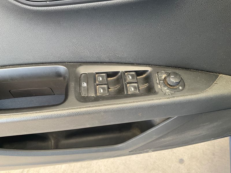 Seat Leon 1.6 TDI I-Tech 2014 – снимка 24