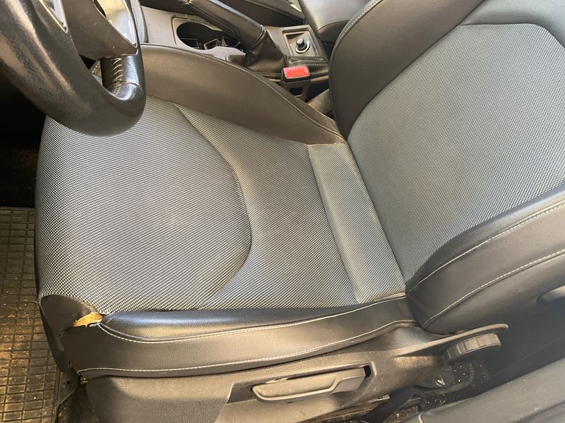 Seat Leon 1.6 TDI I-Tech 2014 – снимка 25