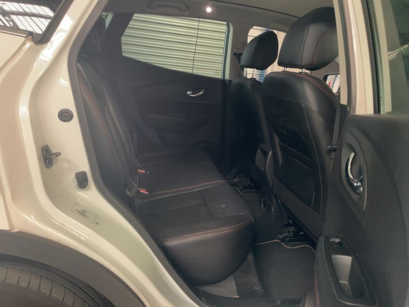 Renault Kadjar 1.6 TCe Energy Crossborder 2017 – снимка 19