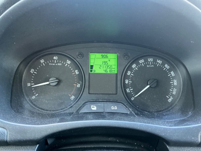 Skoda Fabia 1.2 TSI Cool Edition 2013 – снимка 4