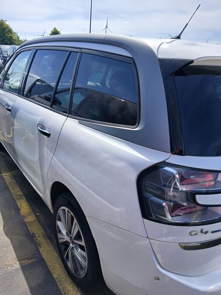 Citroen C4 Grand Picasso 2.0 Blue-HDi Exclusive 2015 – снимка 6
