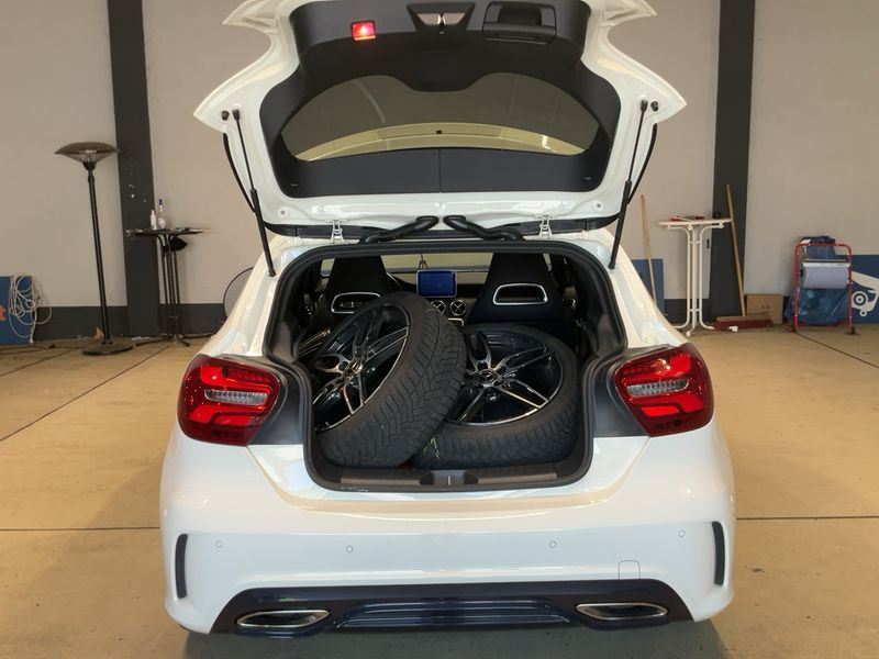 Mercedes-Benz A-Klasse A 250 BlueEfficiency AMG Sport 2017 – снимка 16