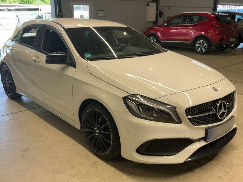 Mercedes-Benz A-Klasse A 250 BlueEfficiency AMG Sport 2017 – снимка 12