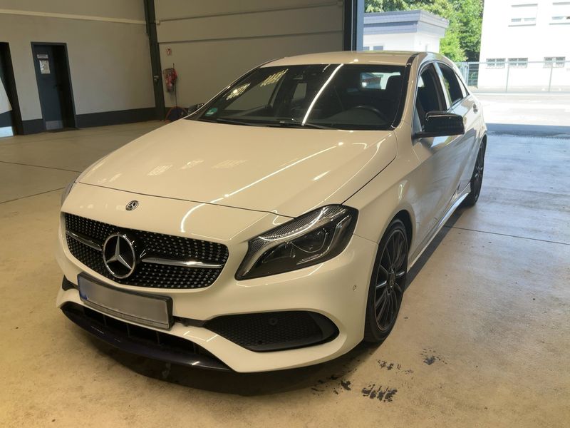 Mercedes-Benz A-Klasse A 250 BlueEfficiency AMG Sport 2017 – снимка 1