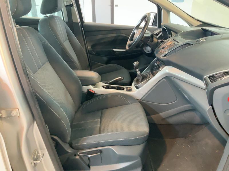 Ford C-Max 1.6 TDCi Titanium 2011 – снимка 11