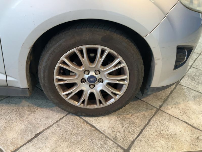 Ford C-Max 1.6 TDCi Titanium 2011 – снимка 19