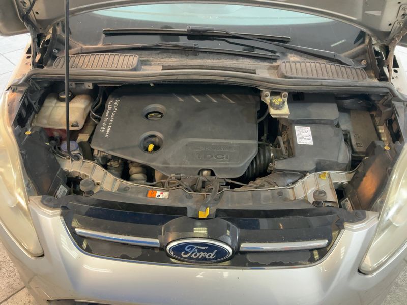 Ford C-Max 1.6 TDCi Titanium 2011 – снимка на щета