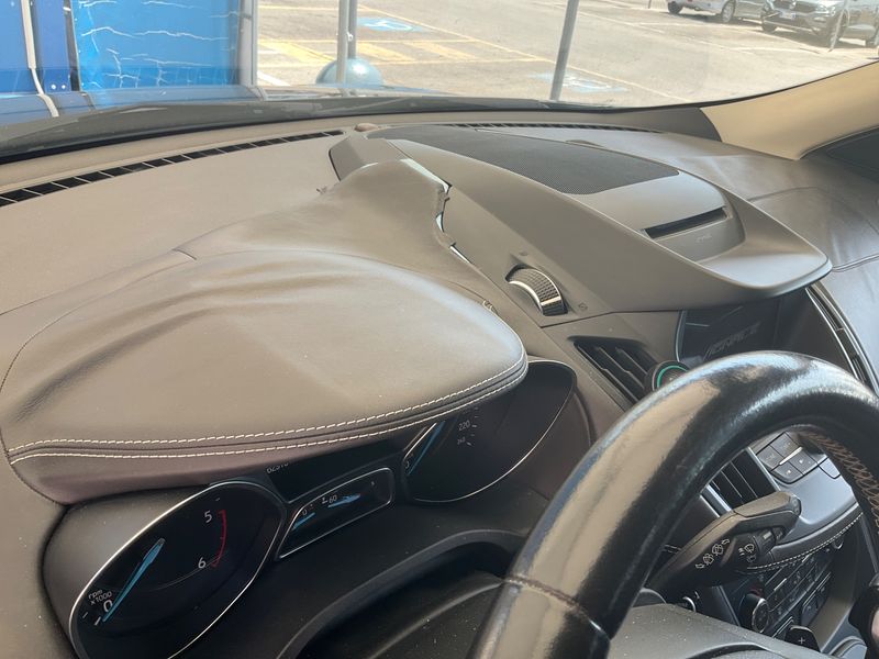 Ford Kuga 2.0 TDCi Vignale 2018 – снимка 23