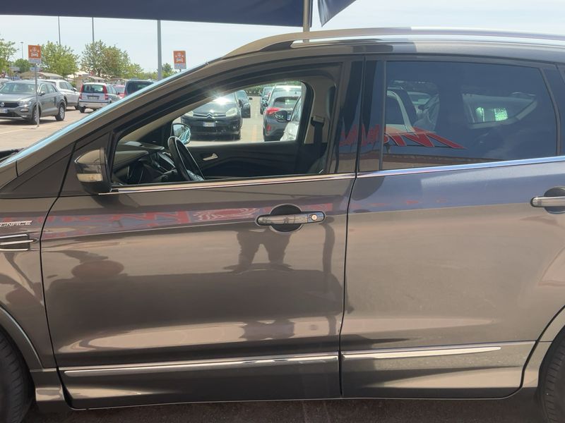 Ford Kuga 2.0 TDCi Vignale 2018 – снимка 4