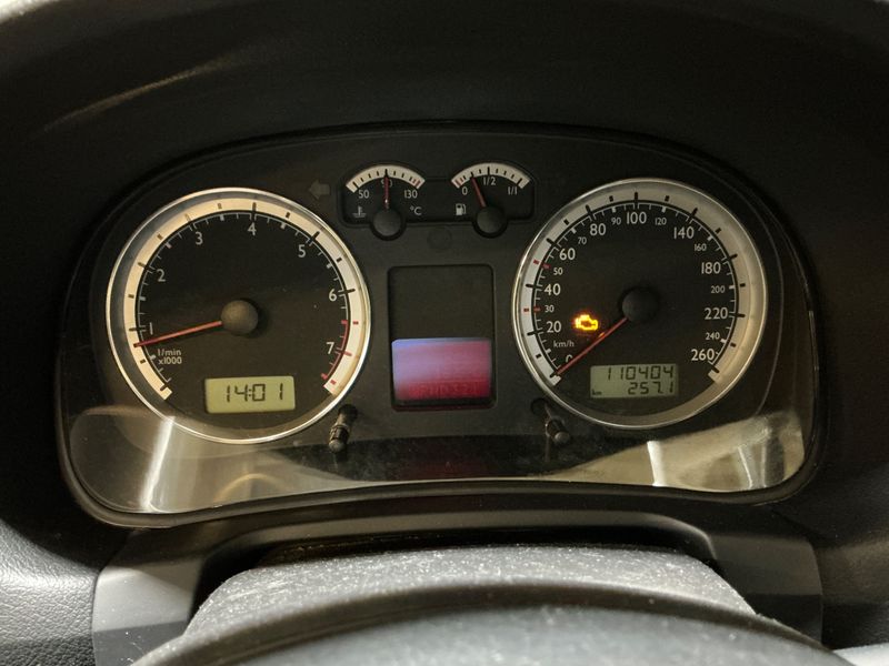 Volkswagen Bora 1.6 Comfortline 2001 – снимка 4