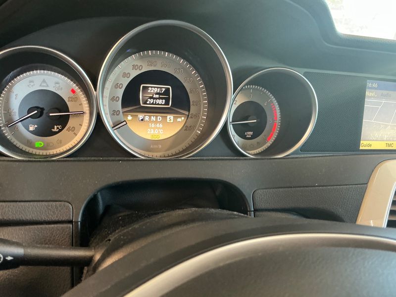 Mercedes-Benz C-Klasse C 220 CDI BlueEfficiency 2012 – снимка 19