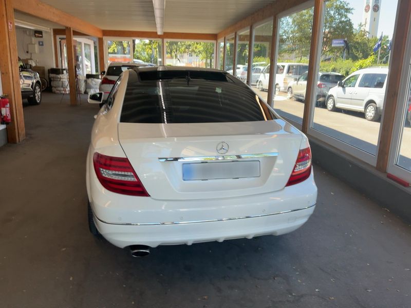 Mercedes-Benz C-Klasse C 220 CDI BlueEfficiency 2012 – снимка 7