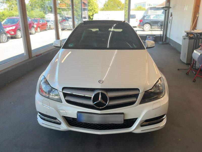 Mercedes-Benz C-Klasse C 220 CDI BlueEfficiency 2012 – снимка 14