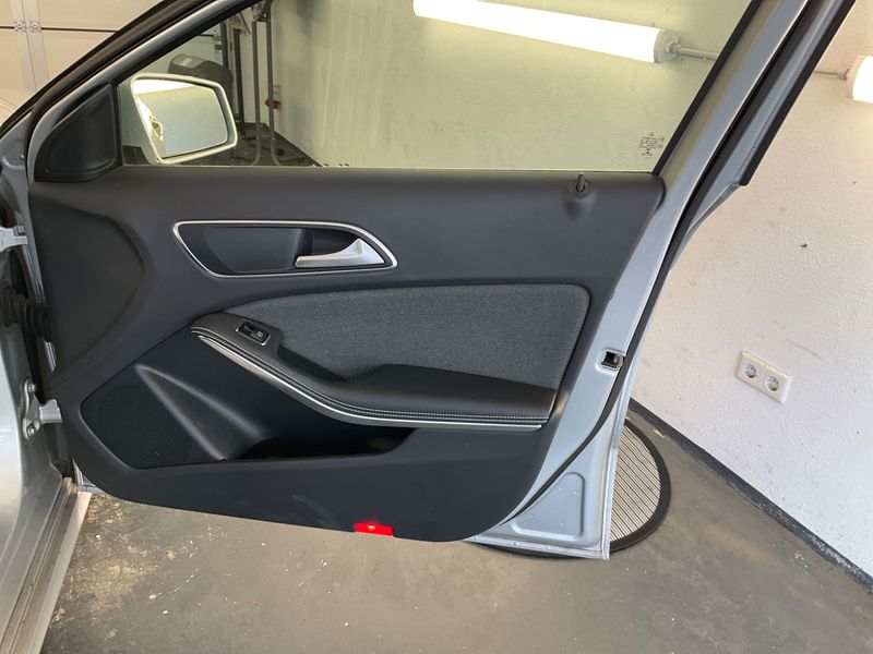 Mercedes-Benz A-Klasse A 180 BlueEfficiency Style 2014 – снимка 36