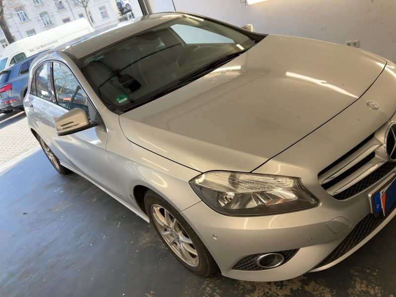 Mercedes-Benz A-Klasse A 180 BlueEfficiency Style 2014 – снимка 12