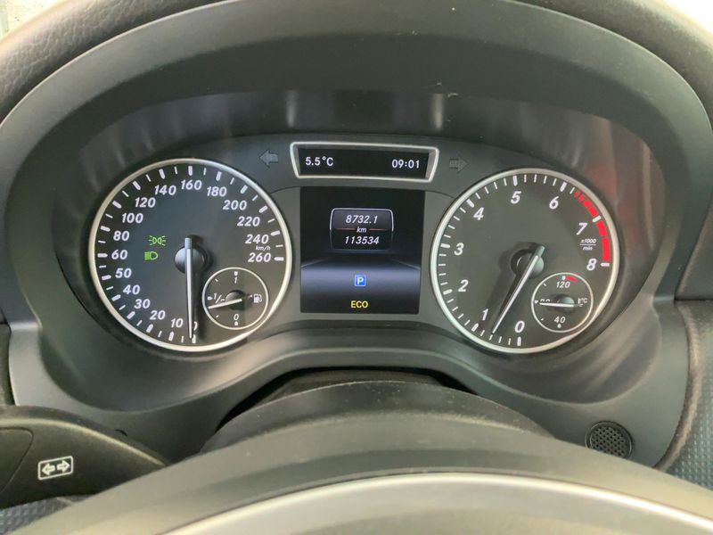Mercedes-Benz A-Klasse A 180 BlueEfficiency Style 2014 – снимка 18