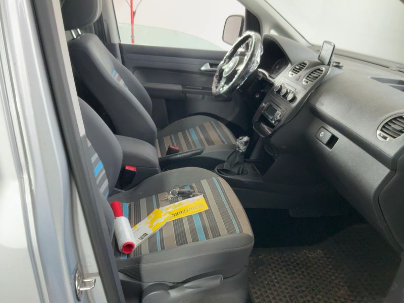 Volkswagen Caddy 1.2 TSI Trendline 2015 – снимка 16
