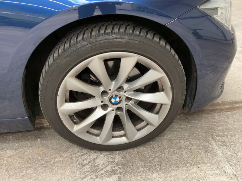 BMW 3er 320d xDrive Sport Line 2017 – снимка 11